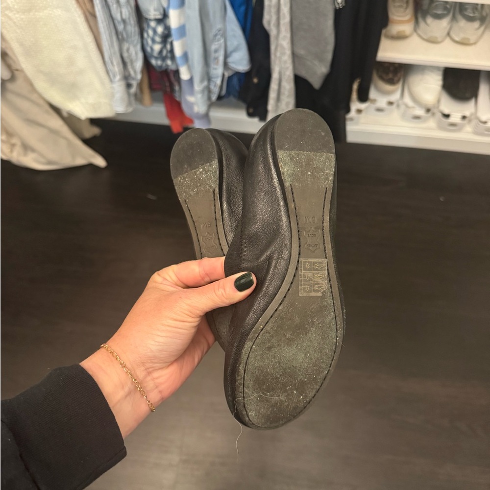 Tory Burch Black Flats with Gold Logo - Picture 2 of 2
